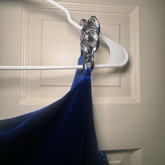 NWT City Studios Velvet One Shoulder Gown Blue size 7 - Picture 2 of 11